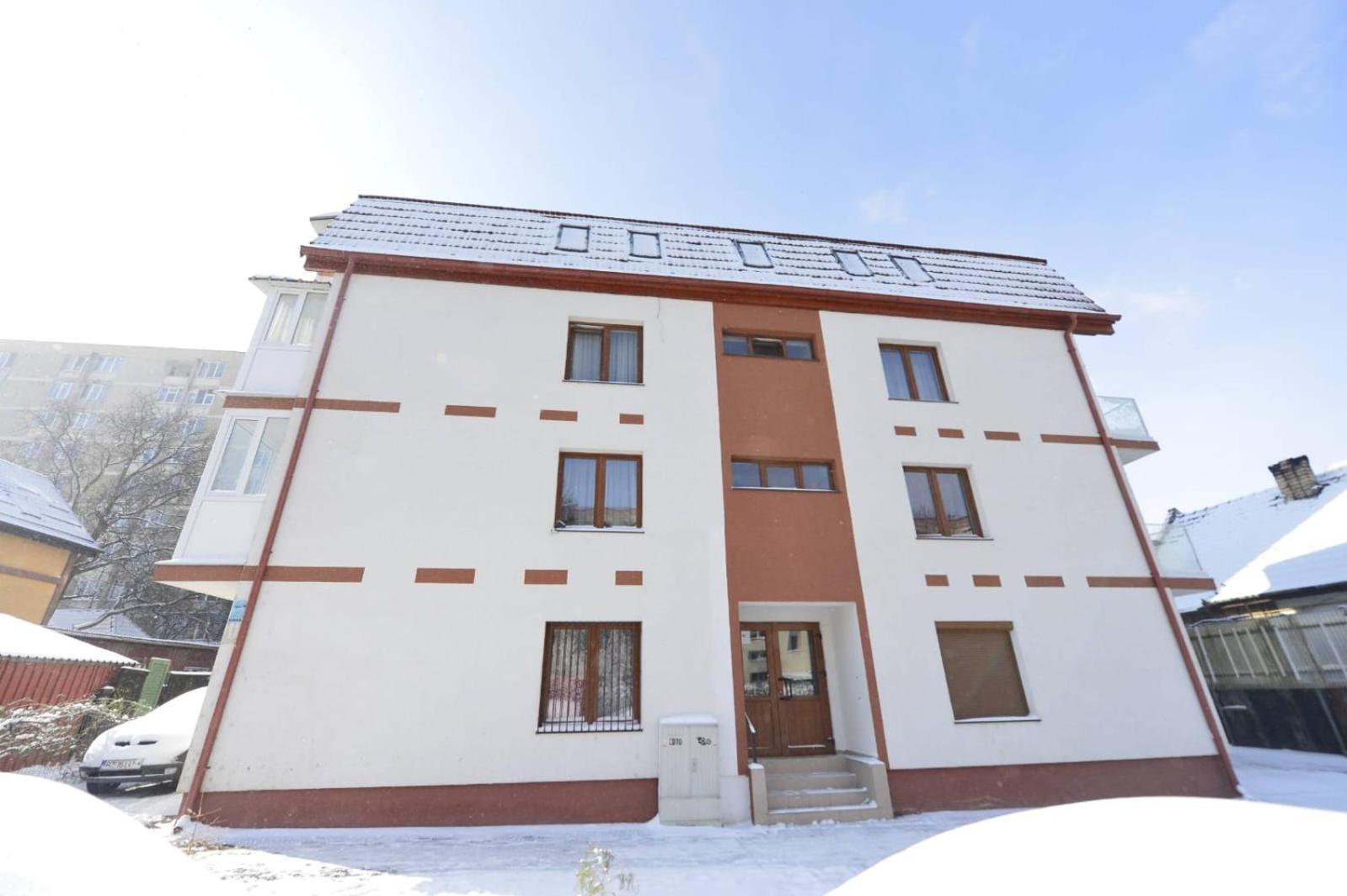 Апартаменты Apartament Astra Bn70 Брашов Экстерьер фото